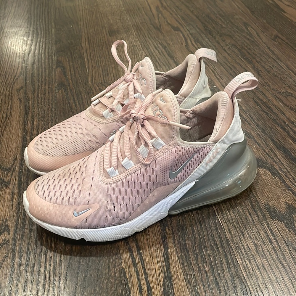 Nike Airmax 270 - image 1